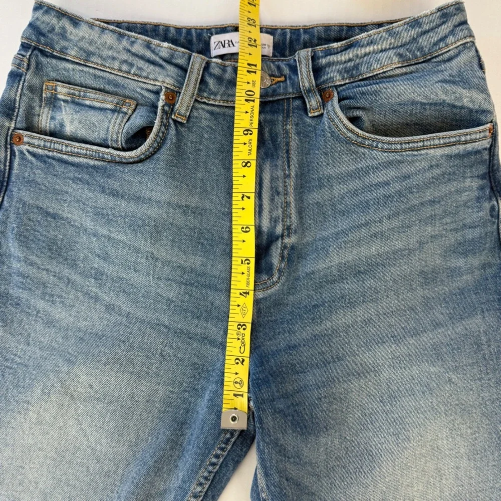Zara Womens High Rise Straight Leg Raw Hem Cropped Jeans Medium Wash Size‎ 6 28